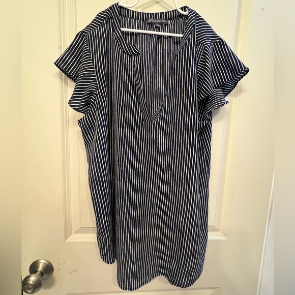 Adrianna Papell flutter sleeve blouse - Picture 7 of 7